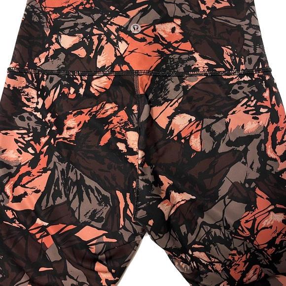 Lululemon leggings - Picture 3 of 6